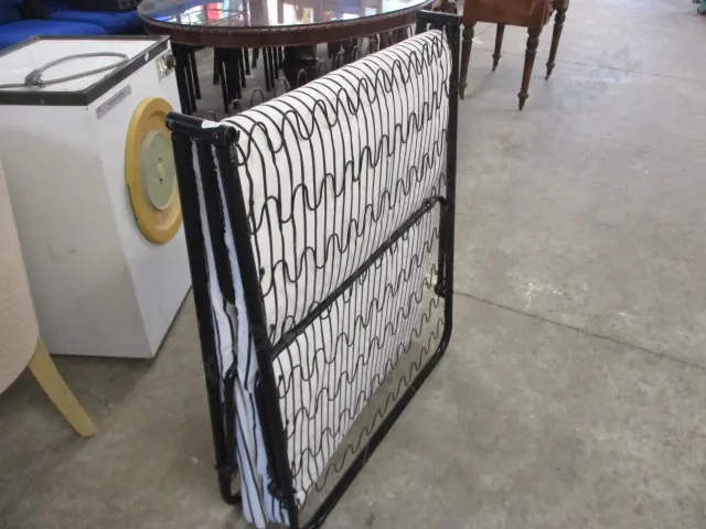 Folding Bed Image 1++